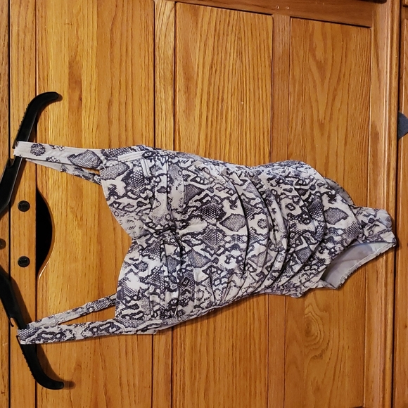 Niptuck swimsuit - Picture 1 of 4